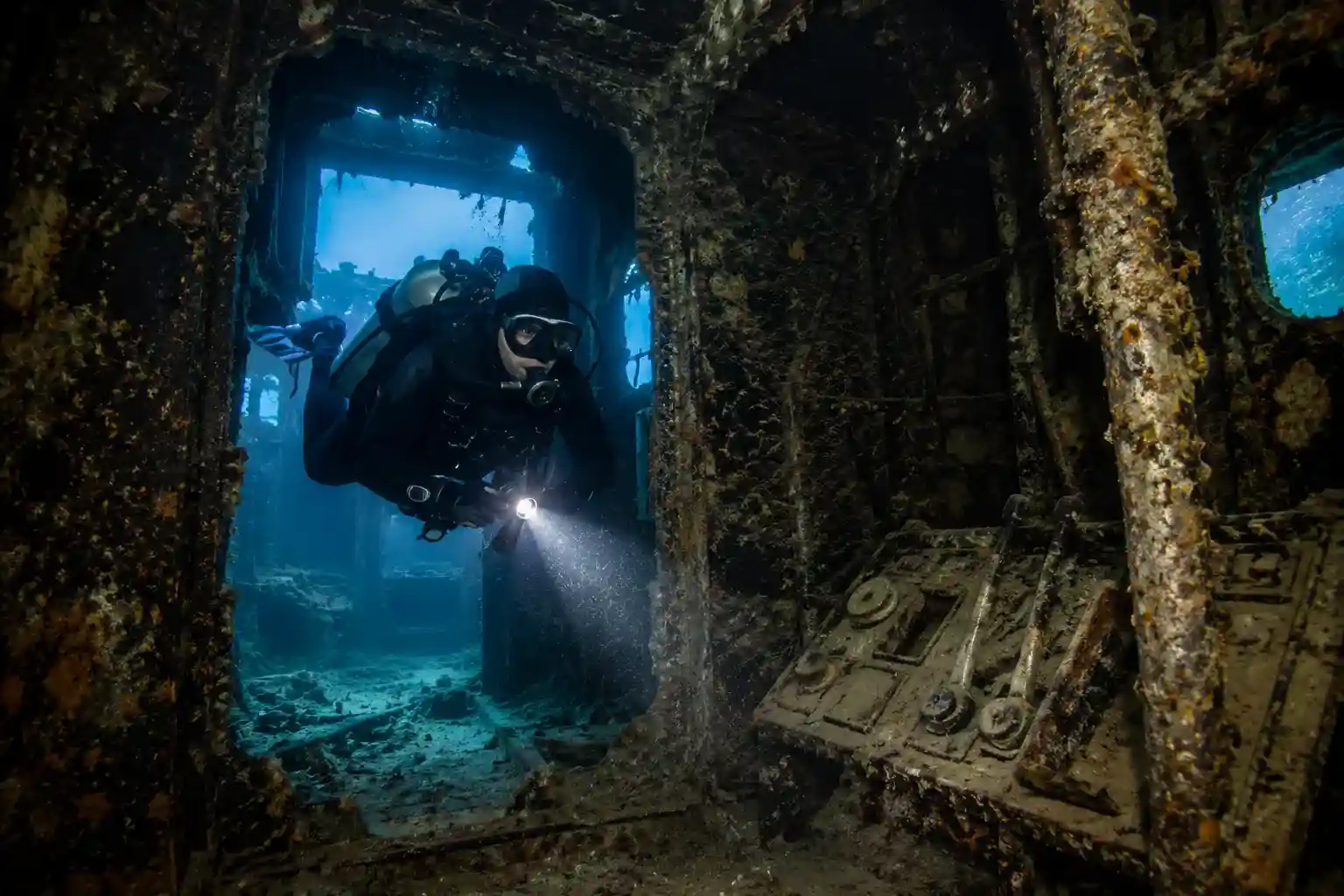 Wreck diving SS Thistlegorm Abu Nuhas Red Sea Hurghada